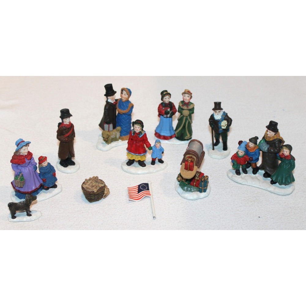 lot of 7 Christmas Tea Shoppe 1996 Lang & Wise Linda Stocks figures/sets